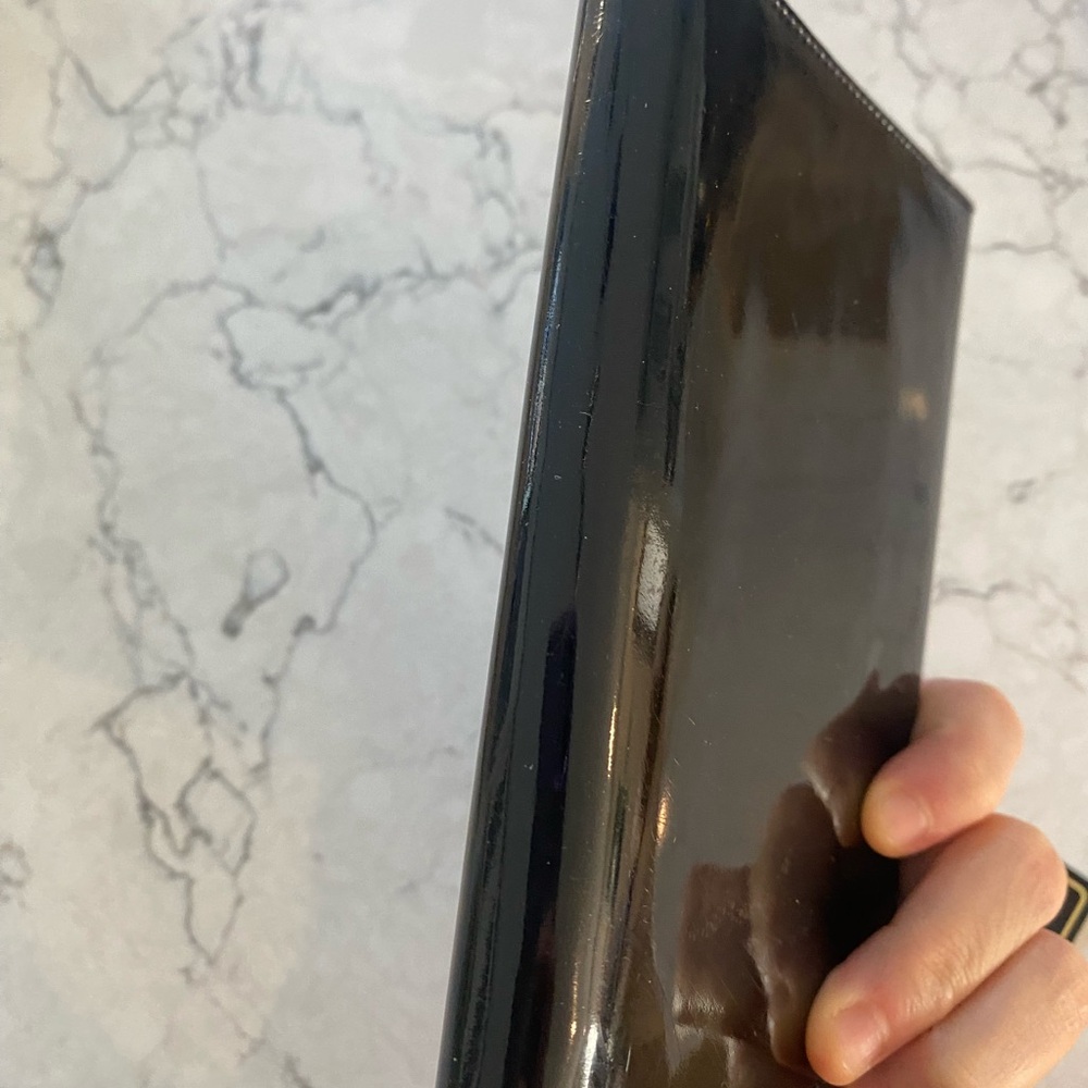 Chanel Black Patent Leather CC Logo Wallet Clutch - Picture 9 of 11